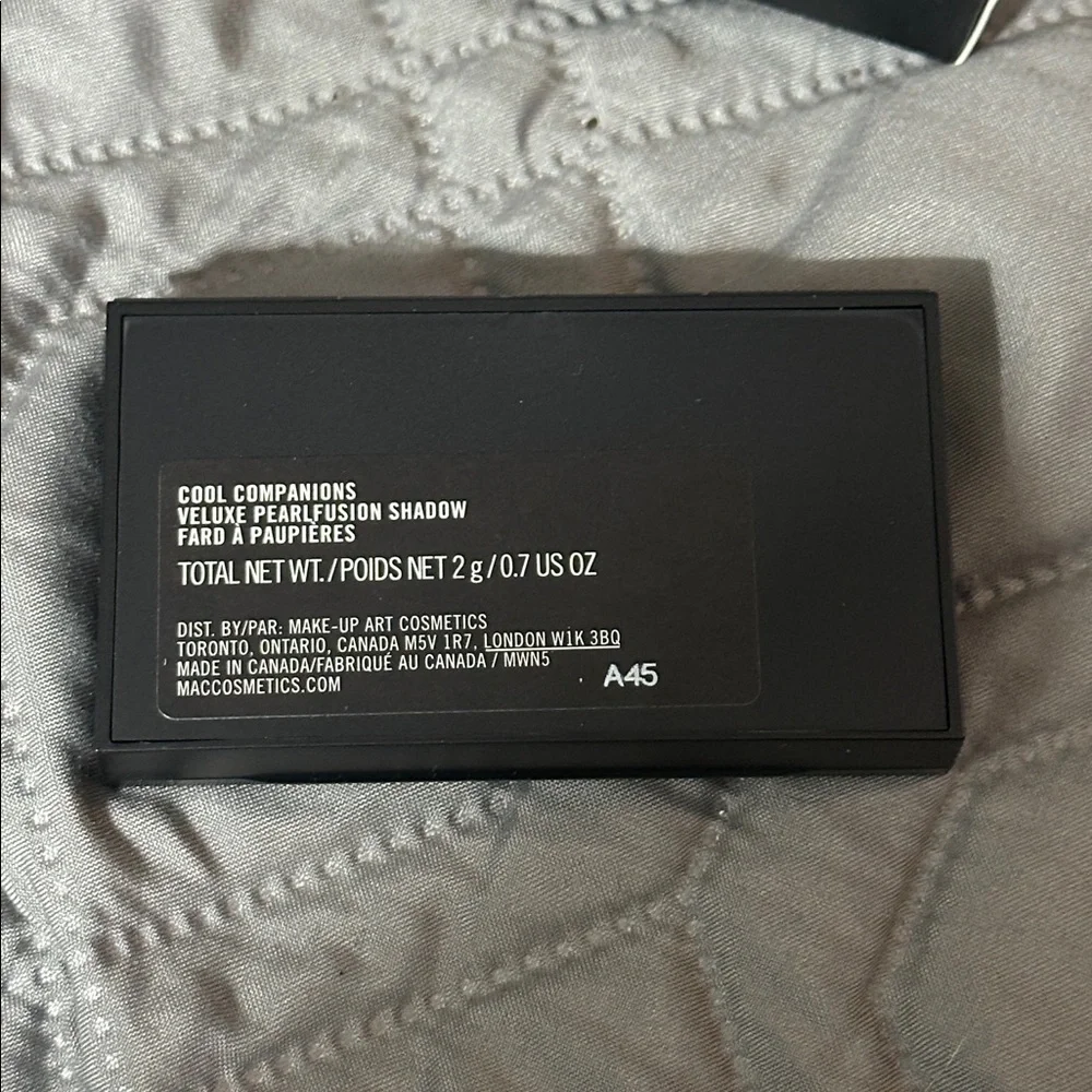 MAC Veluxe Pearlfusion Shadow - Cool Companions